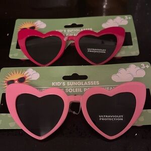Girls ❤️ sunglasses x‎ 2 NEW